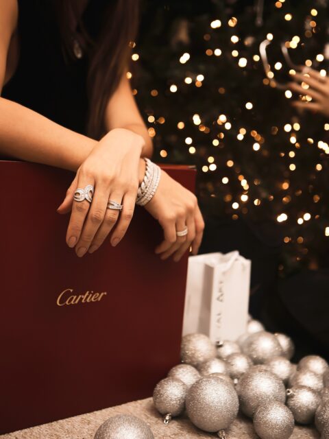 The countdown begins, swipe for a few more curated pieces for this Christmas. ✨🌲